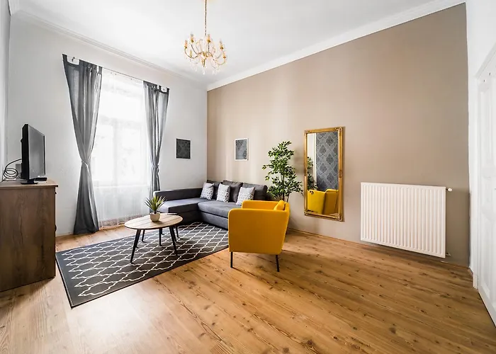 Nyar 3 Bedroom Centre Entire Home