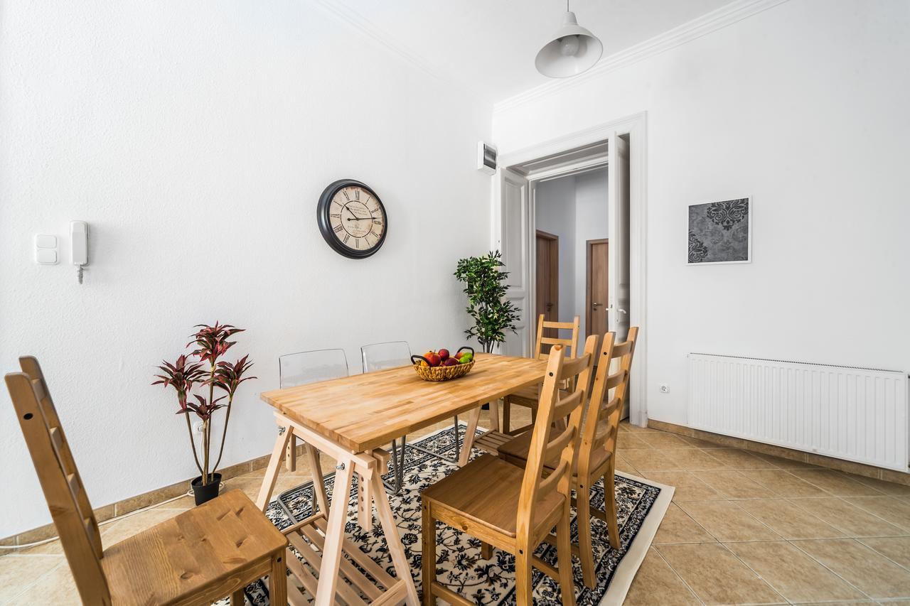 Nyár 3 Bedroom Centre Entire * Boedapest